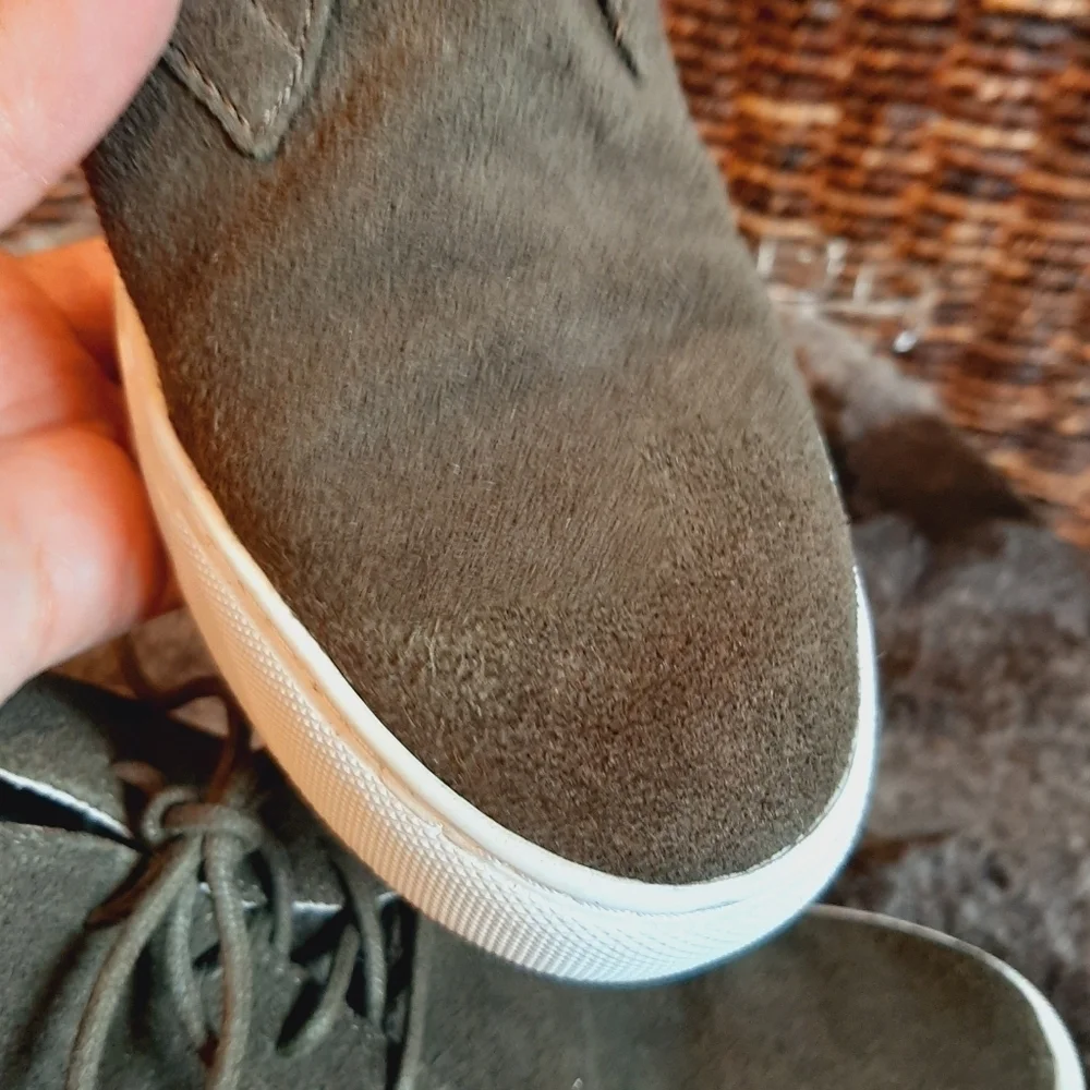 Kenneth Cole Womens Shoes Kingwood Suede Leather Sneakers Chukka Olive Green 5.5